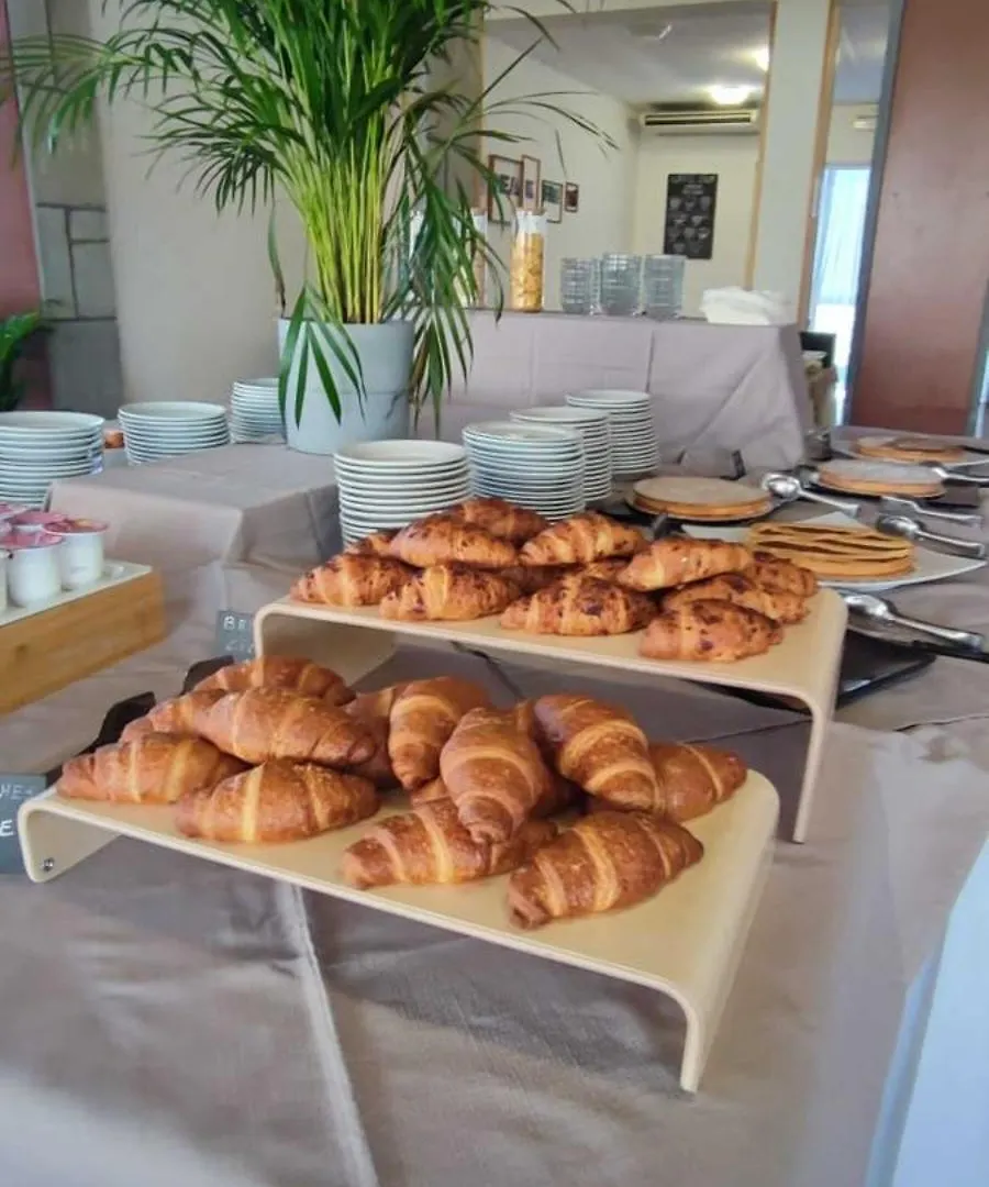 B&B Promenade Hotel Simple Con Piscina Μιλάνο Μαριτίμα 3*,  Ιταλία