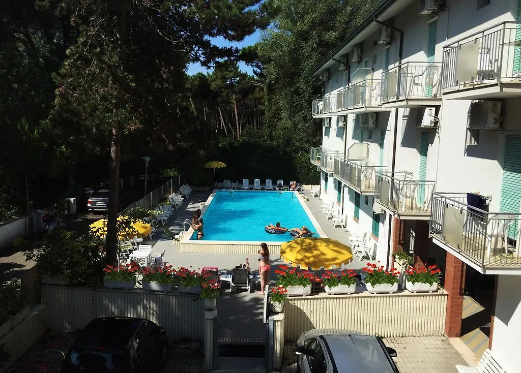 B&B Promenade Hotel Simple Con Piscina Μιλάνο Μαριτίμα 3*,  Ιταλία